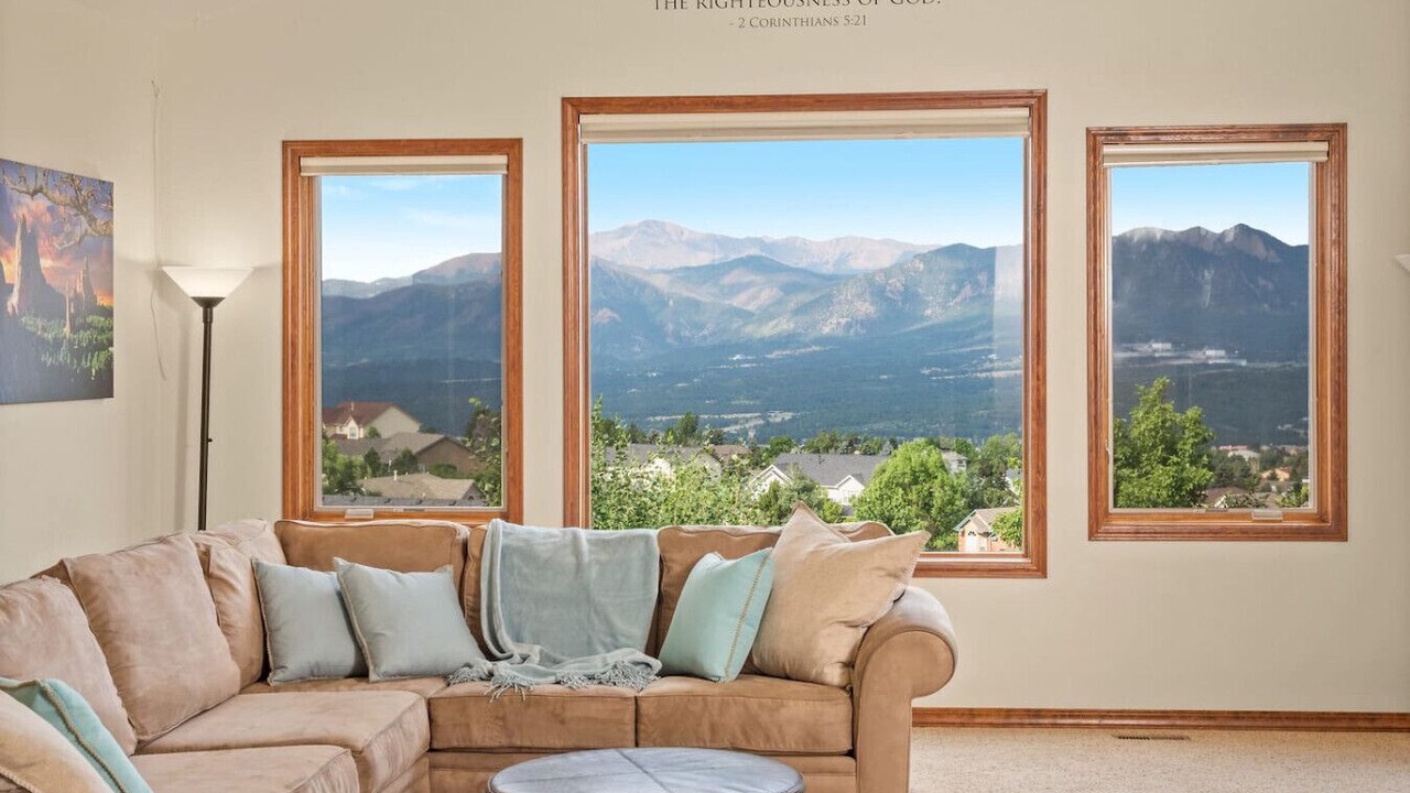 Photo of Bedroom in Colorado Springs
