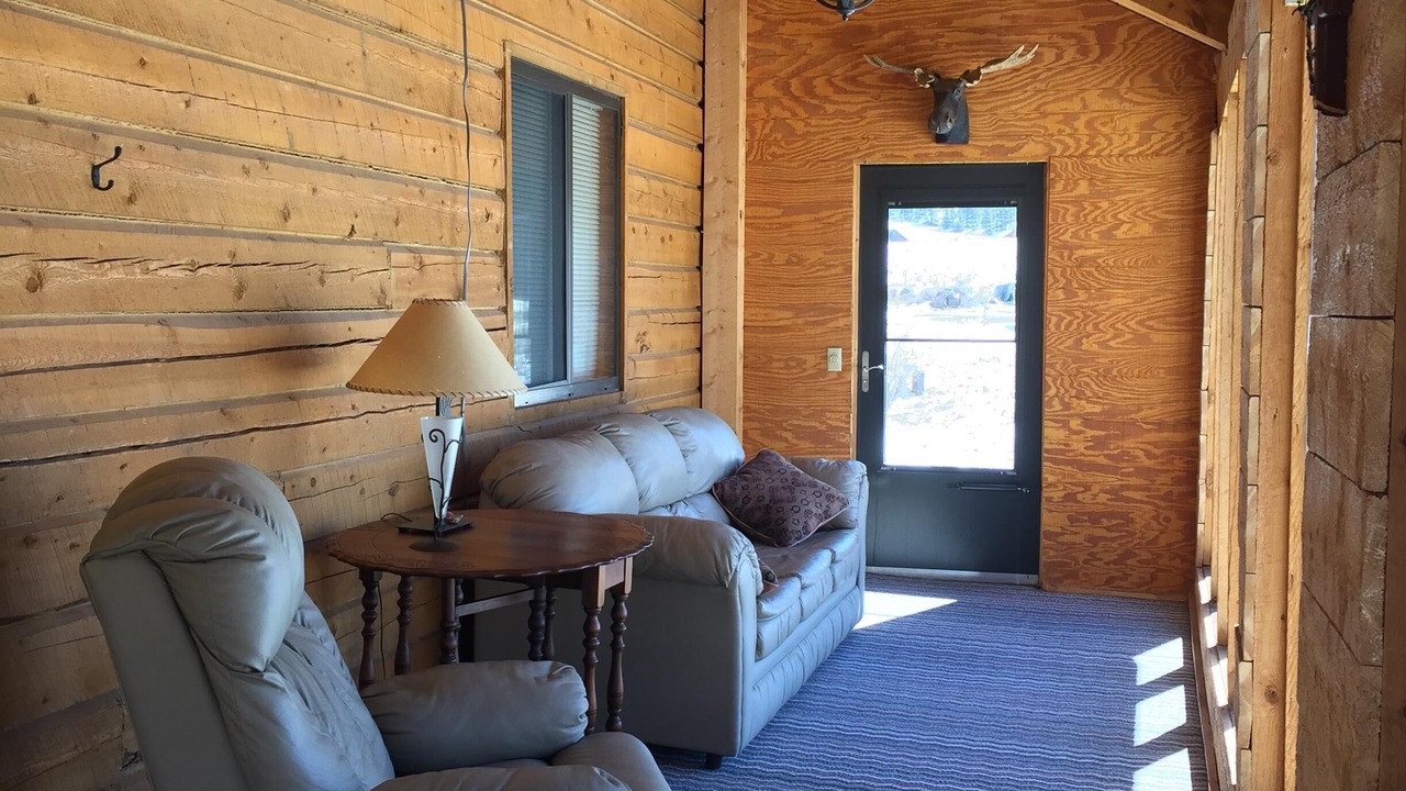 Photo of Livingroom in Creede