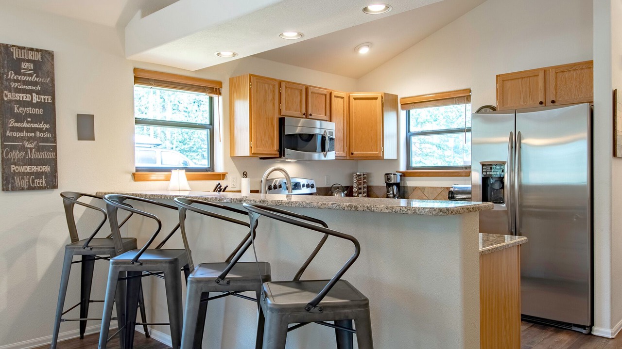 Photo of Kitchen in Peak 8