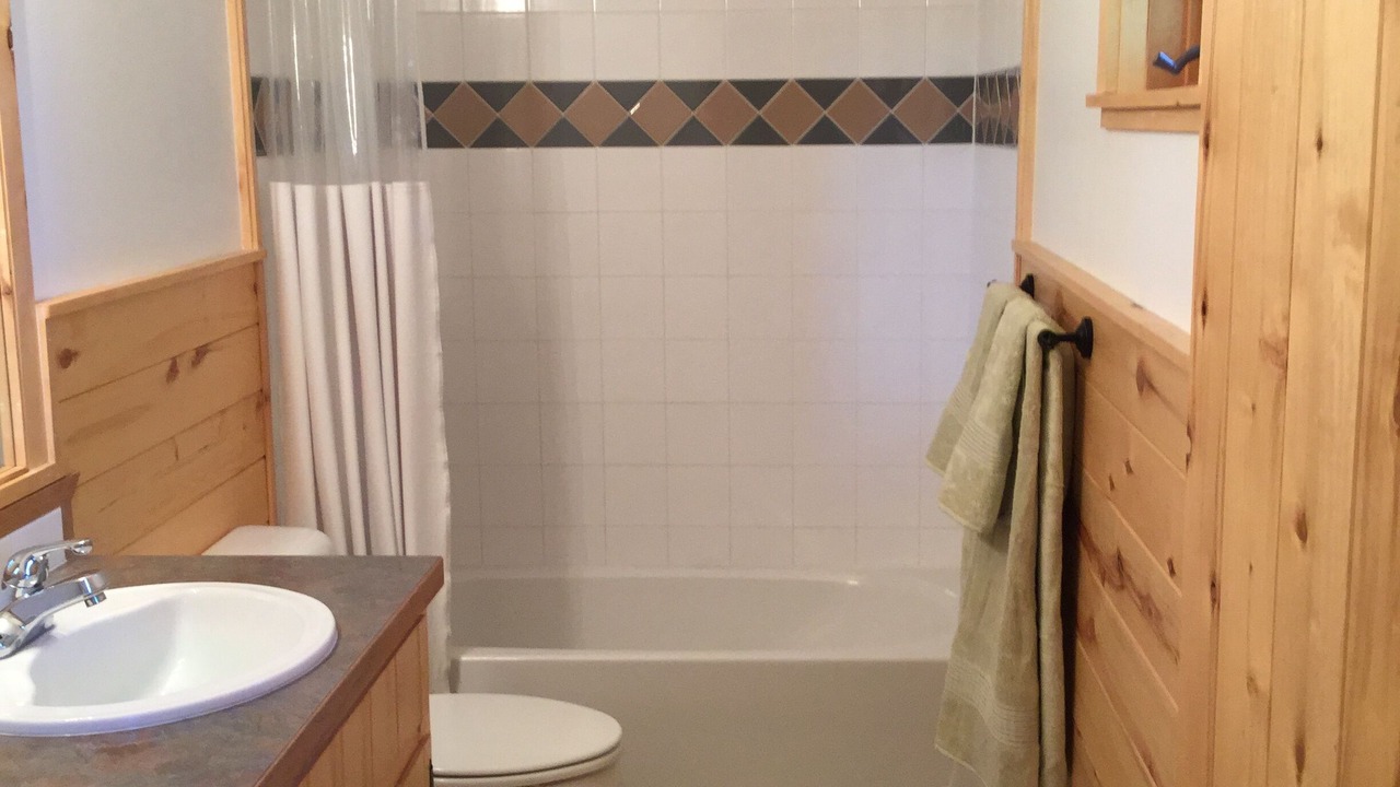 Photo of Bathroom in Meeker
