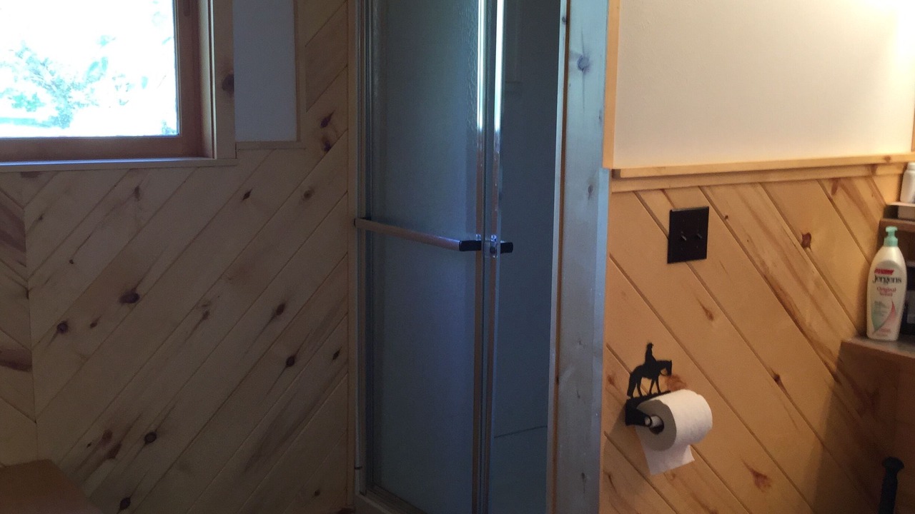 Photo of Bathroom in Meeker