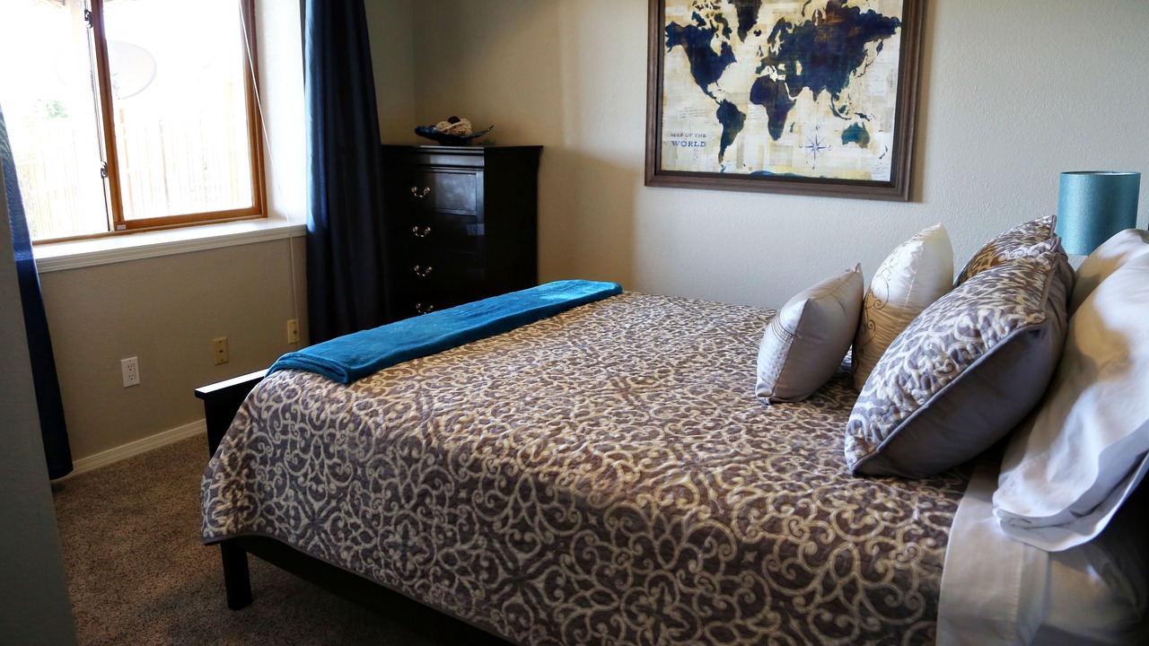 Photo of Bedroom in Northwest Colorado Springs