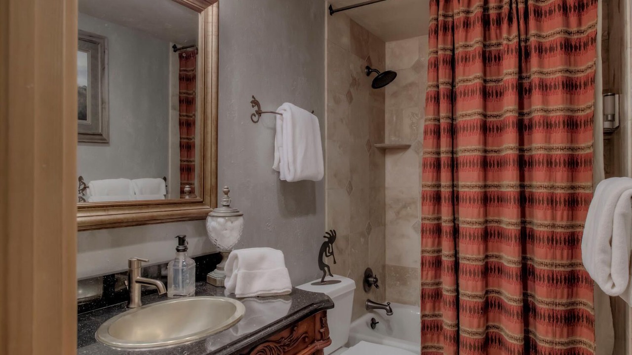 Photo of Bathroom in Warrior's Mark