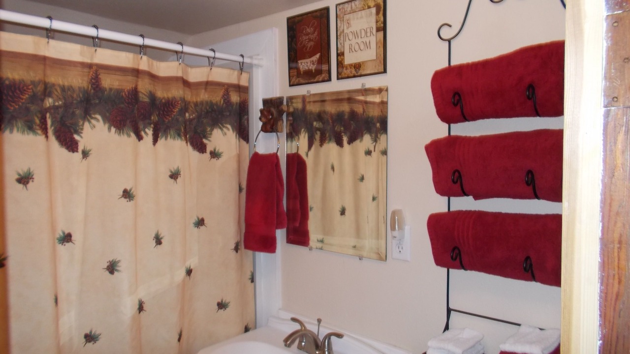 Photo of Bathroom in Drake