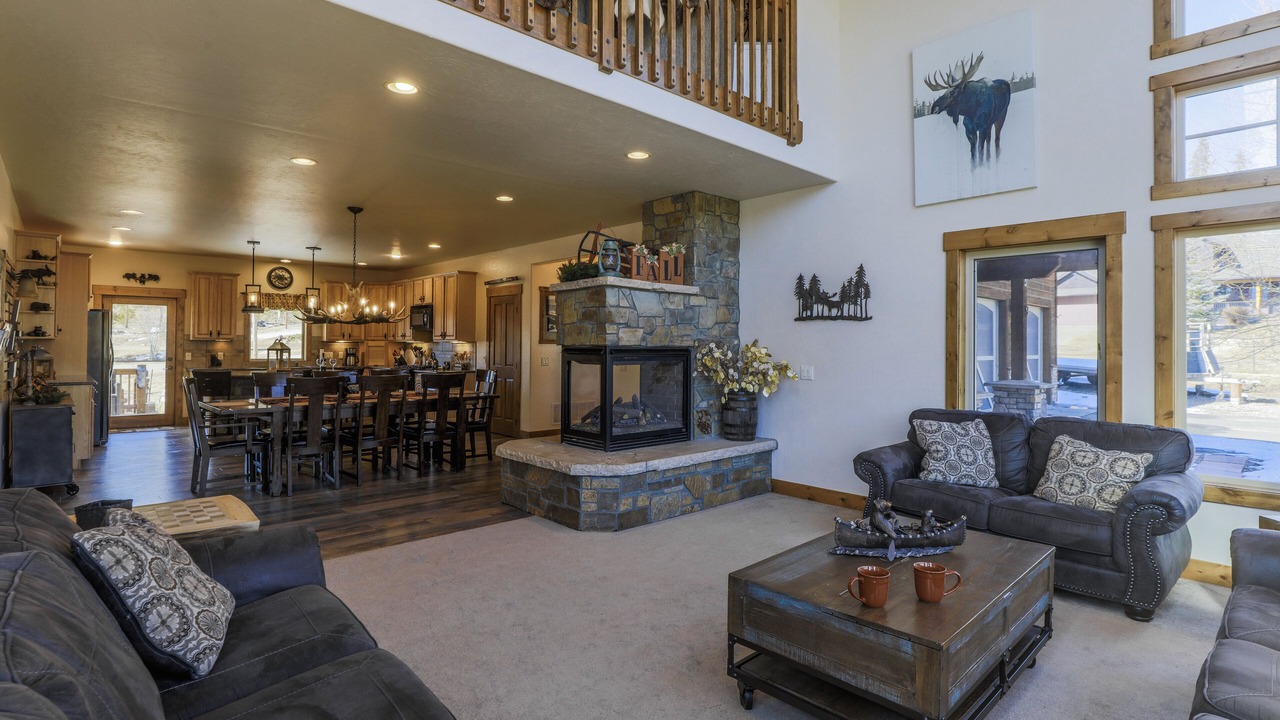 Photo of Livingroom in Grand Lake