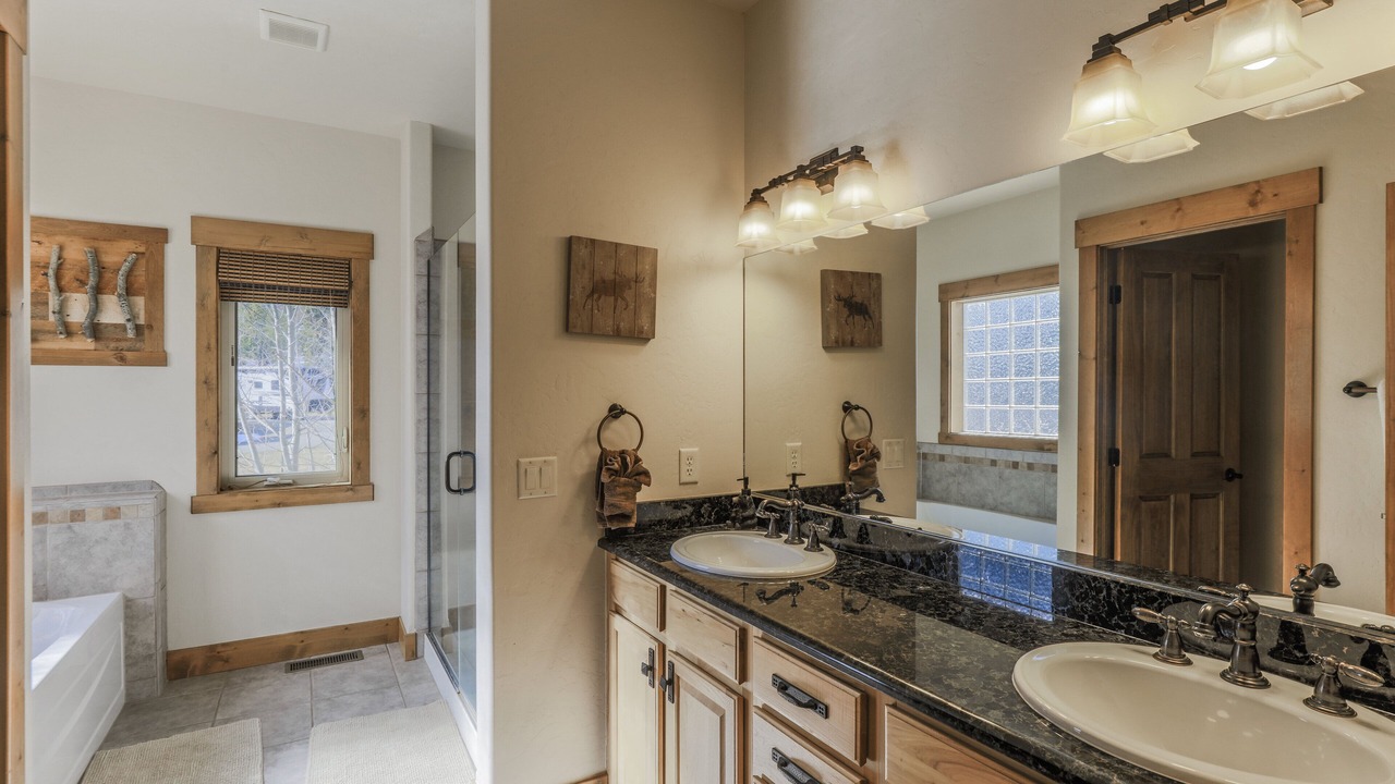 Photo of Bathroom in Grand Lake