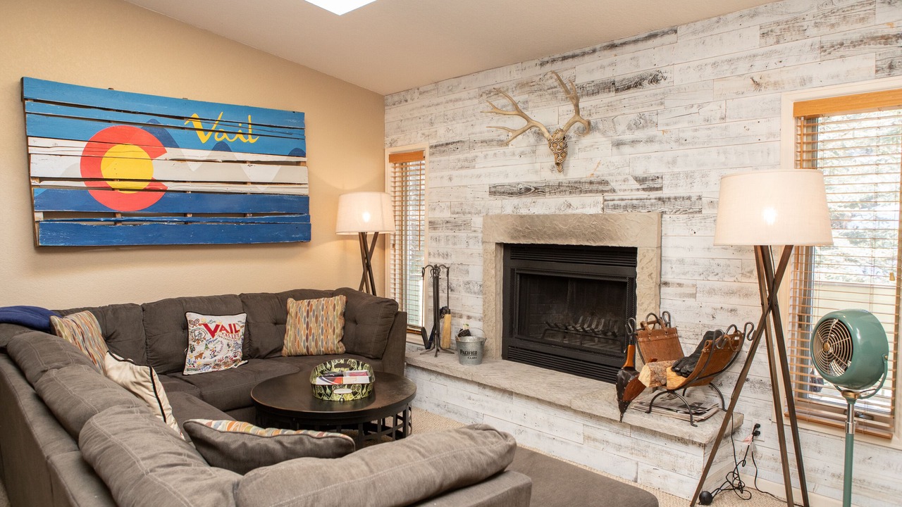 Photo of Livingroom in Intermountain