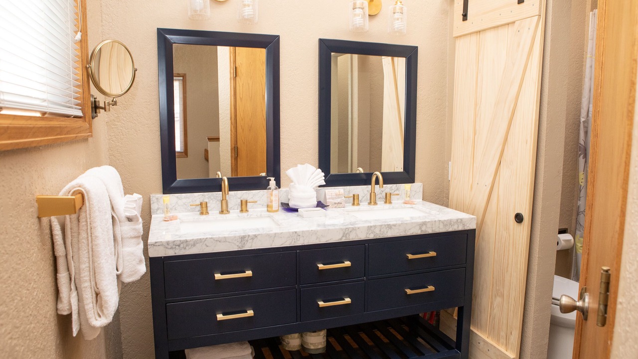 Photo of Bathroom in Intermountain