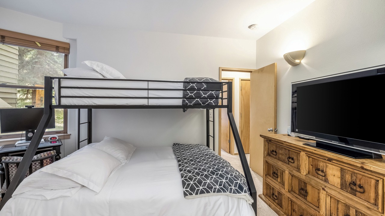 Photo of Bedroom in Vail
