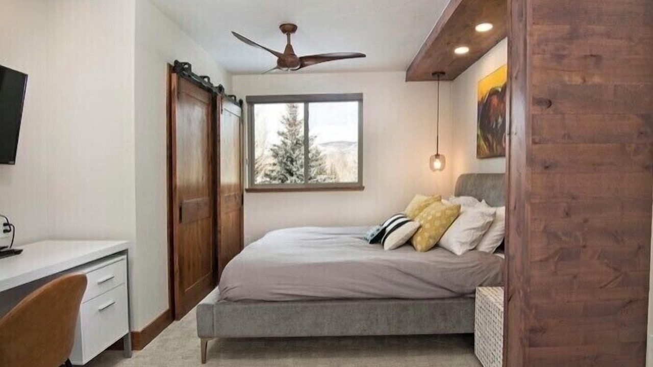 Photo of Bedroom in Edwards
