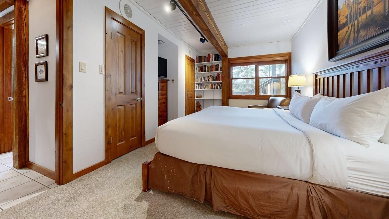 Photo of Bedroom in Snowmass Village