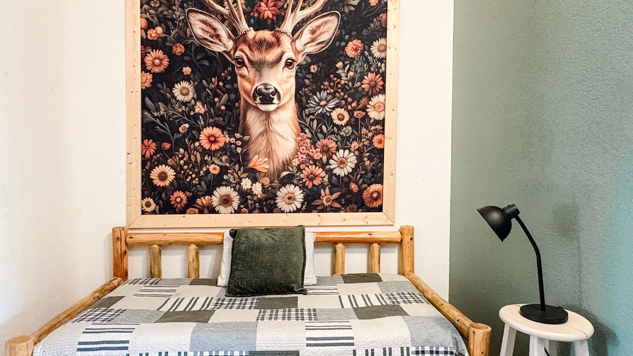 Photo of Bedroom in South Fork