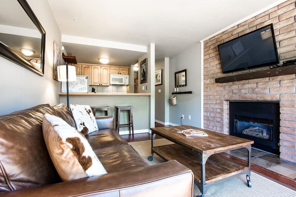 Photo of Livingroom in Vail