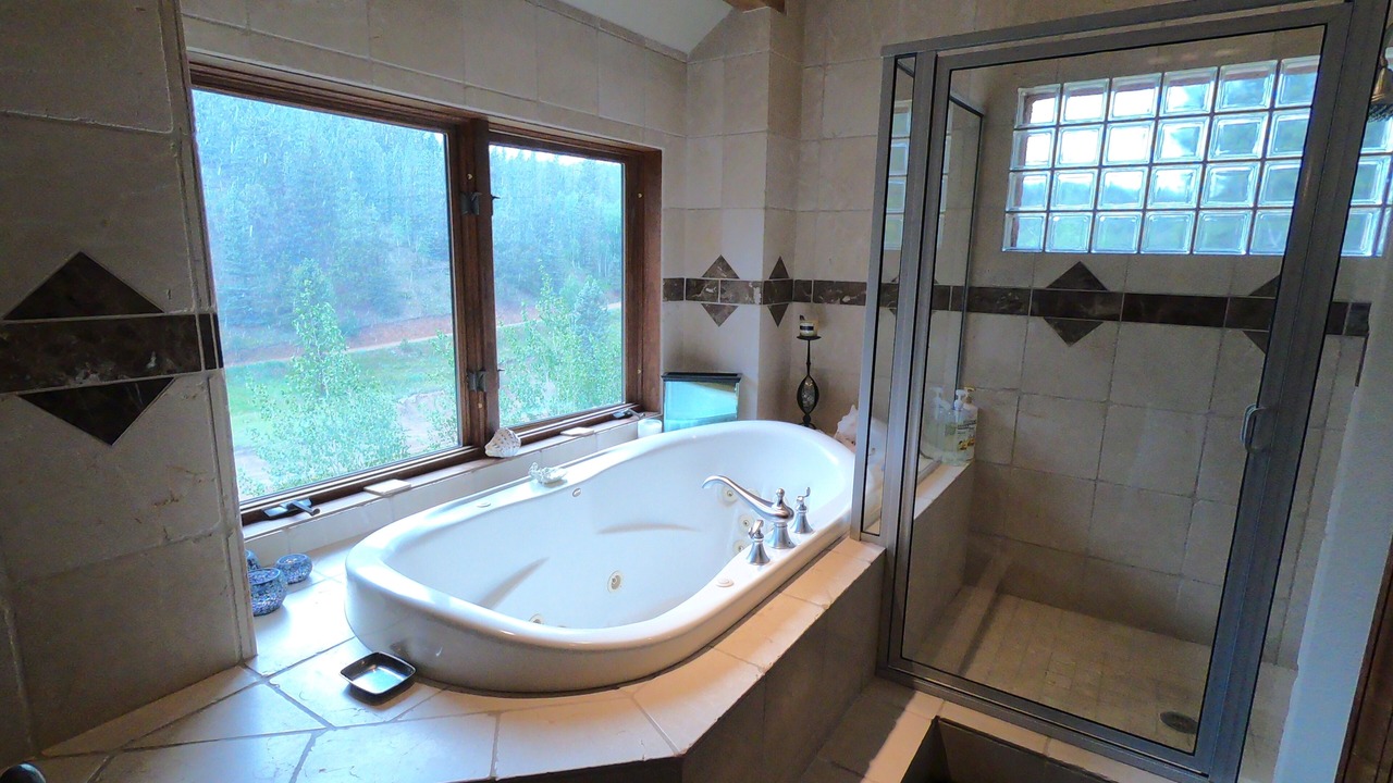 Photo of Bathroom in Woodland Park