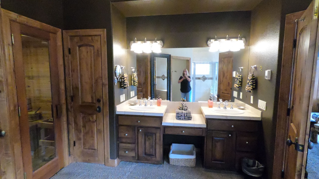 Photo of Bathroom in Woodland Park