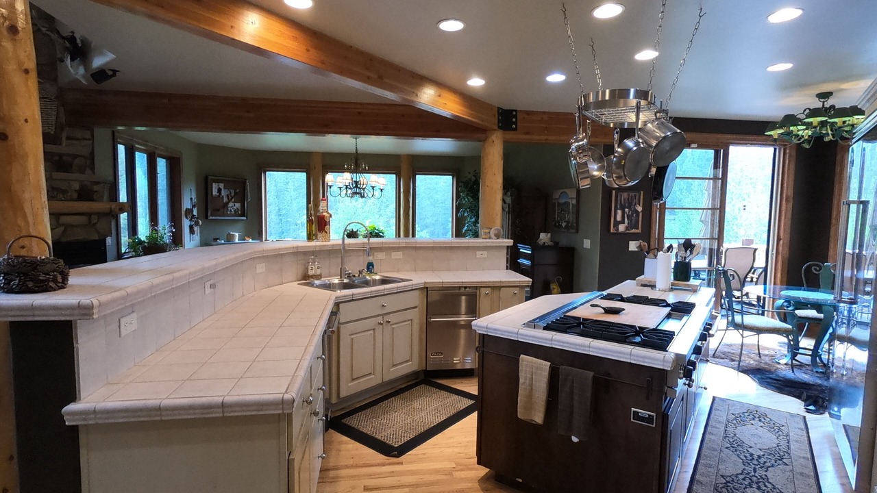 Photo of Kitchen in Woodland Park