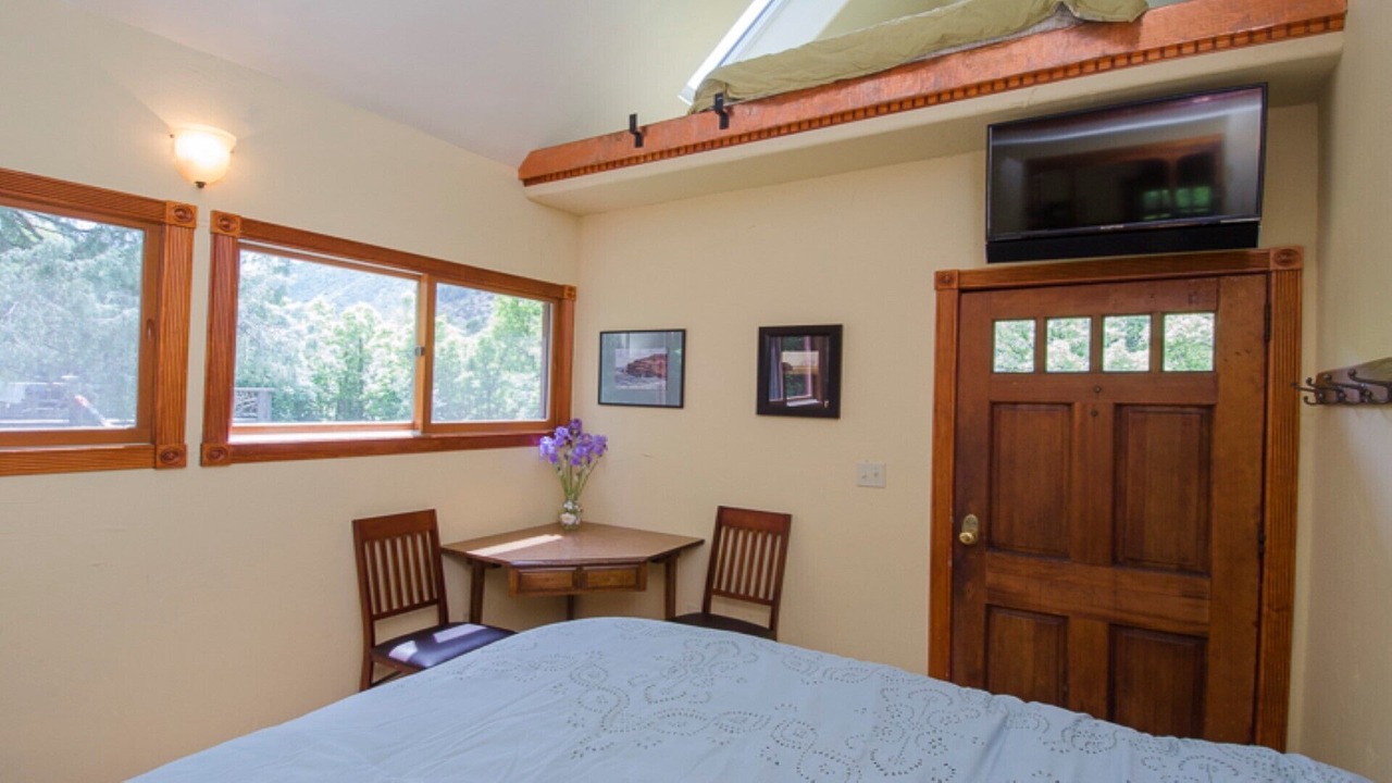 Photo of Bedroom in Carbondale