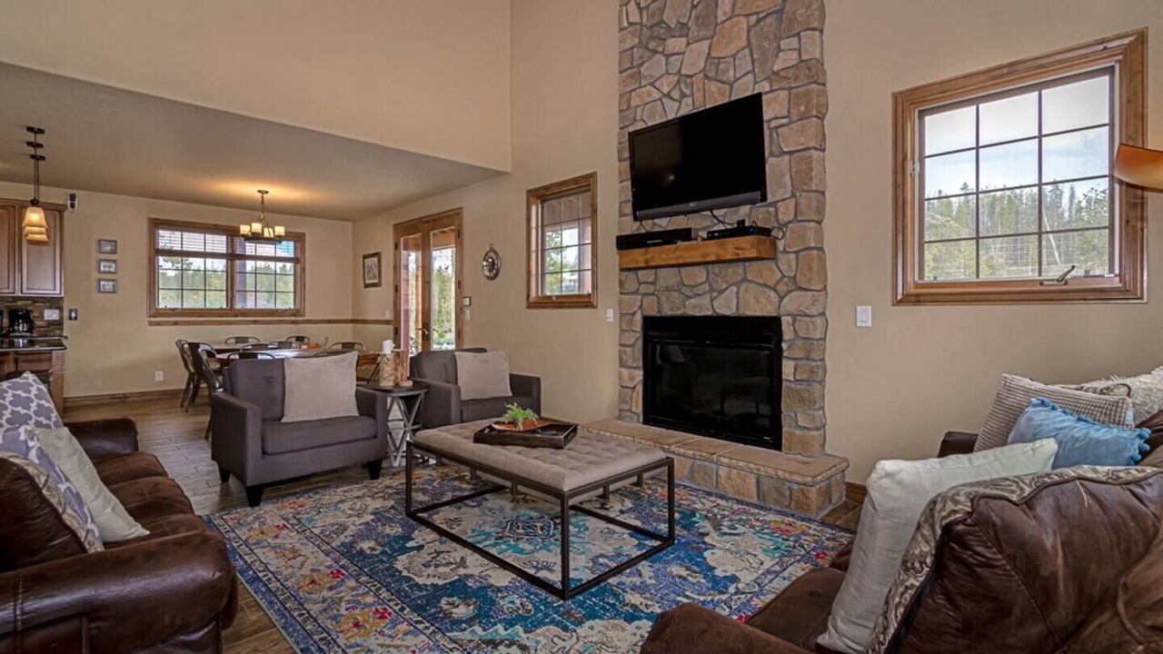Photo of Livingroom in Fraser