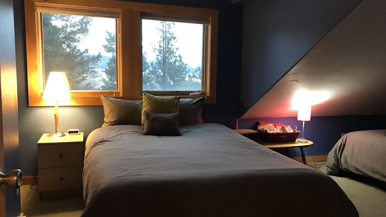 Photo of Bedroom in Twin Lakes