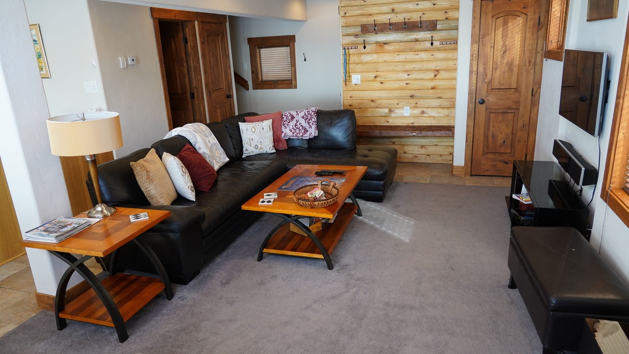Photo of Livingroom in East Village at Copper
