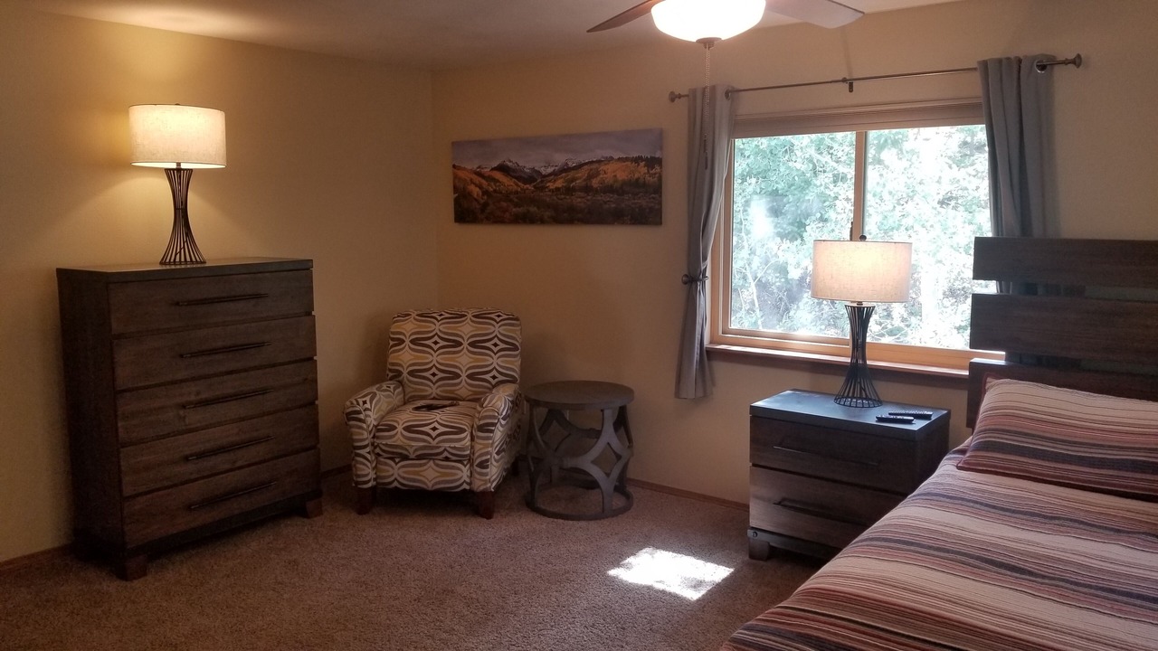 Photo of Bedroom in Cascade-Chipita Park