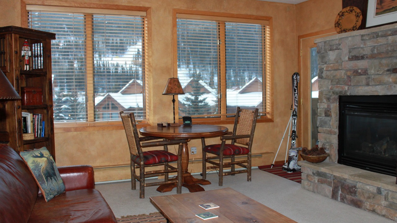 Photo of Livingroom in Mountain House