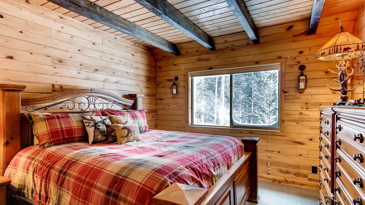 Photo of Bedroom in Valley of the Sun