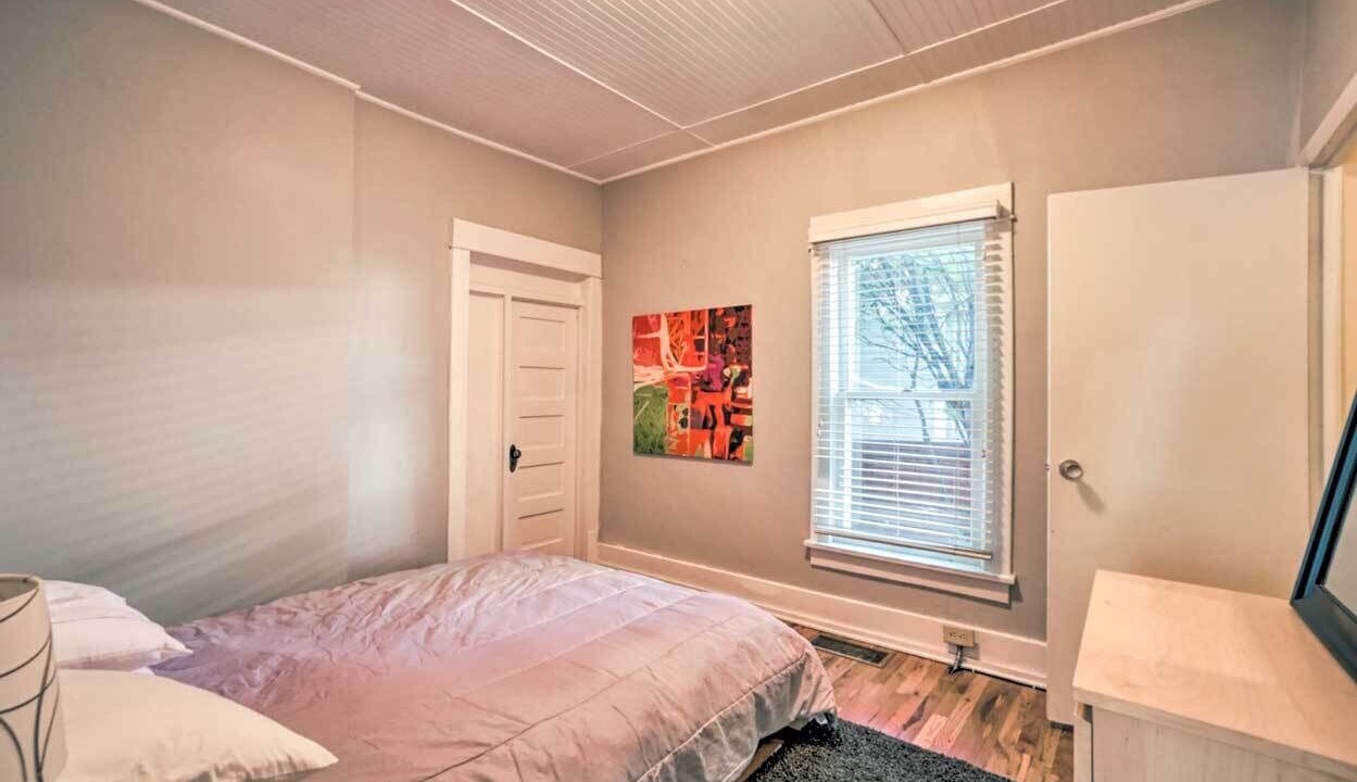Photo of Bedroom in University Park