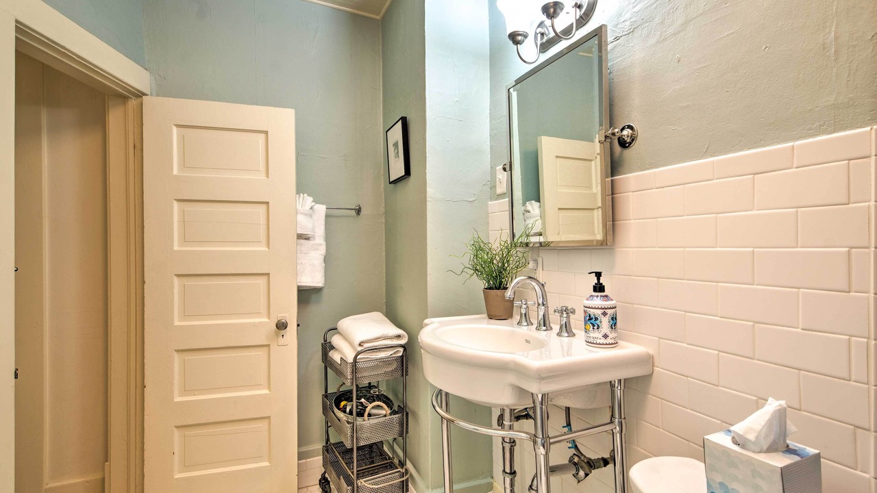 Photo of Bathroom in University Park