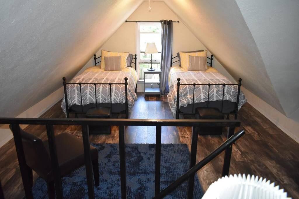 Photo of Bedroom in Old North End