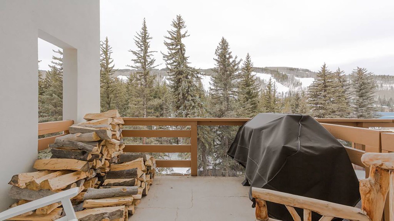 Photo of Patio Balcony in Vail