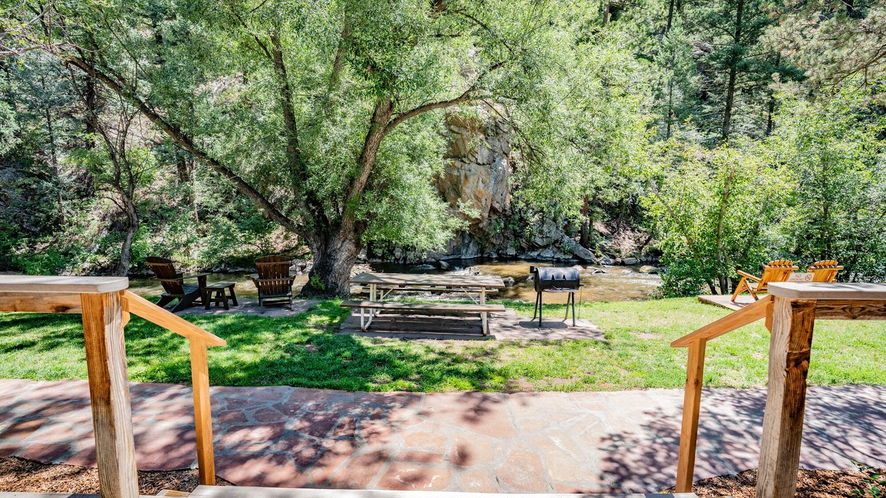 Photo of Outdoor in Evergreen