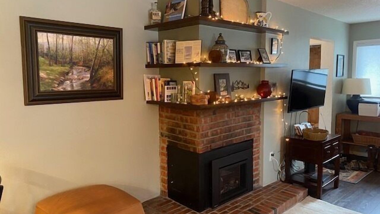 Photo of Livingroom in Downtown