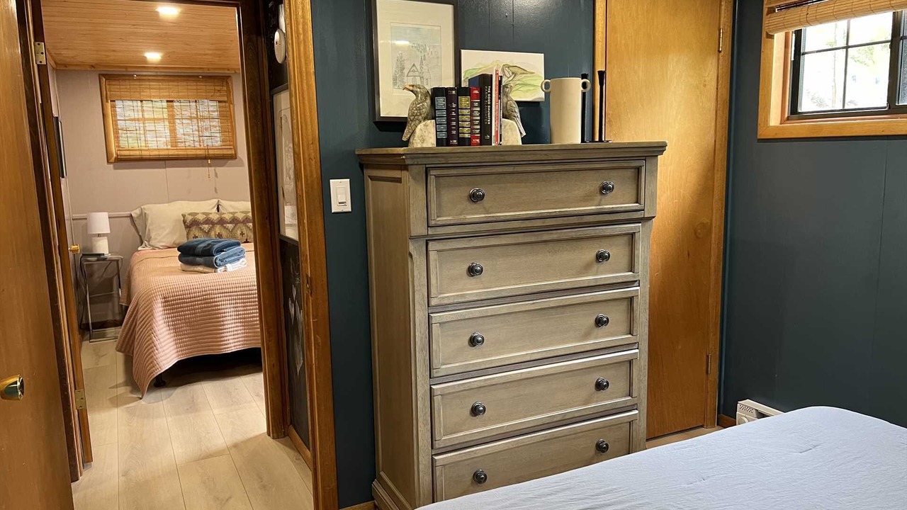 Photo of Bedroom in Lake City