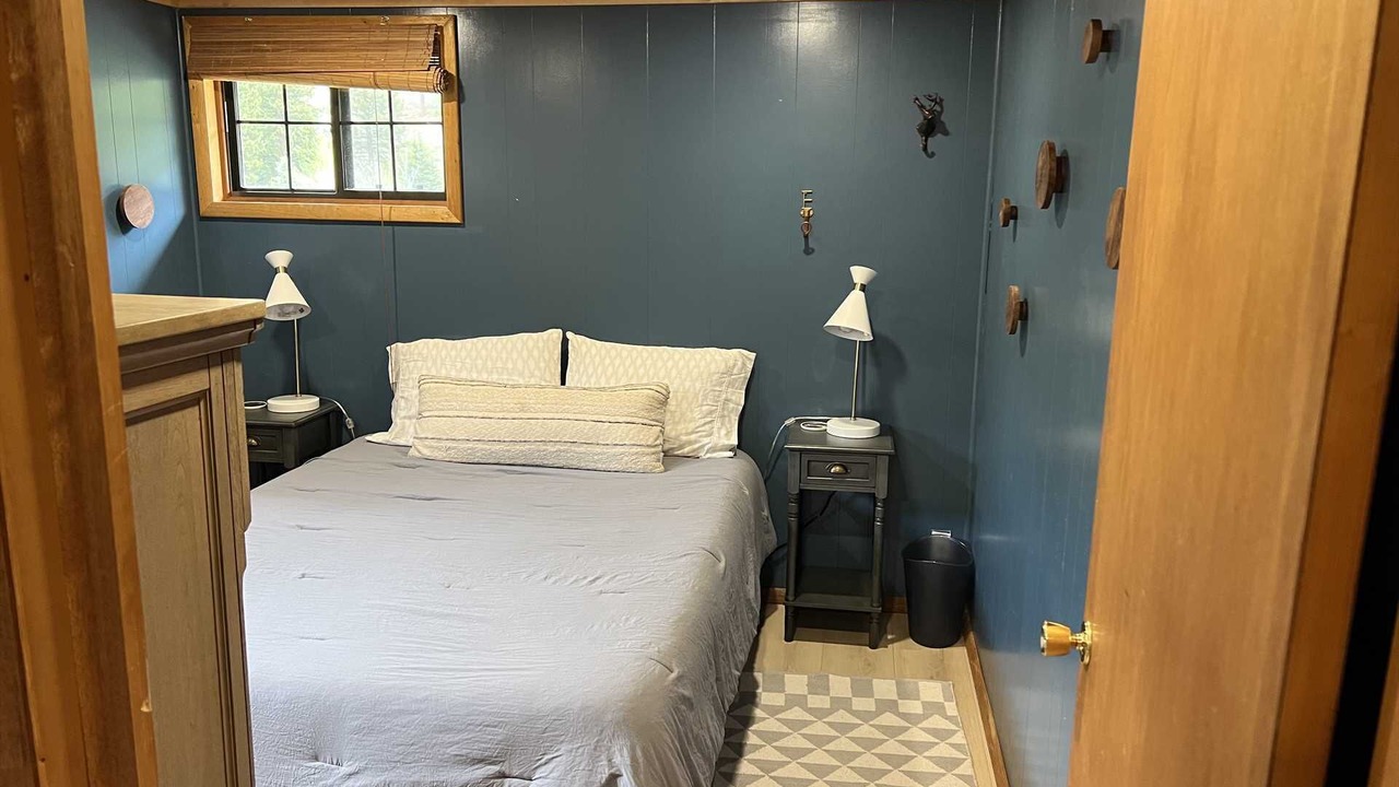 Photo of Bedroom in Lake City