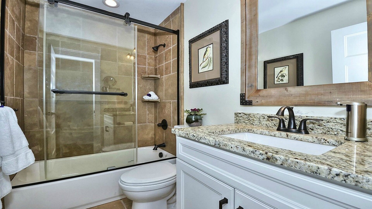 Photo of Bathroom in Old North End