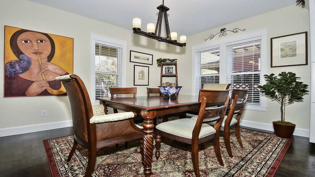 Photo of Livingroom in Old North End