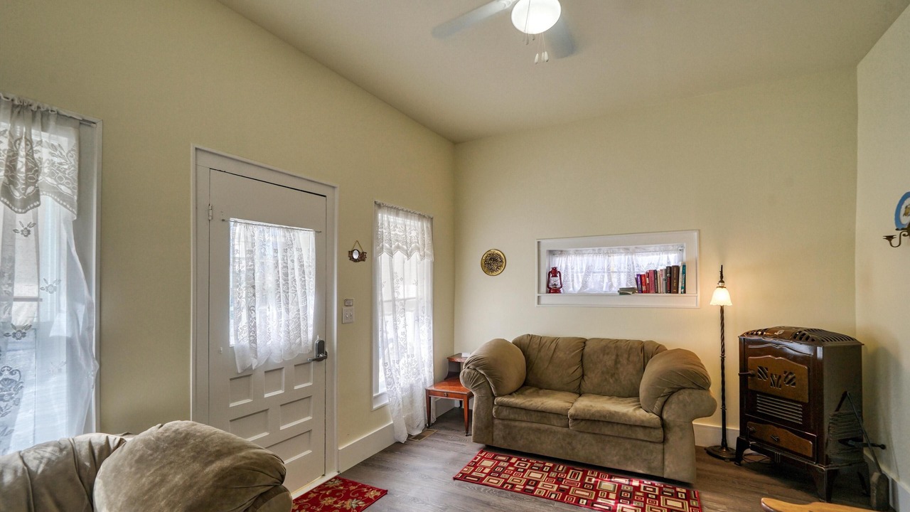 Photo of Livingroom in Leadville North