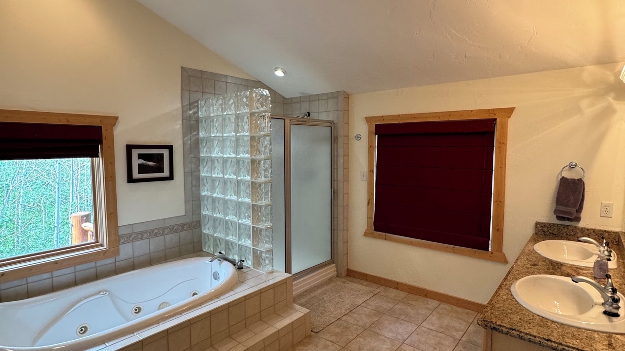 Photo of Bathroom in Mesa
