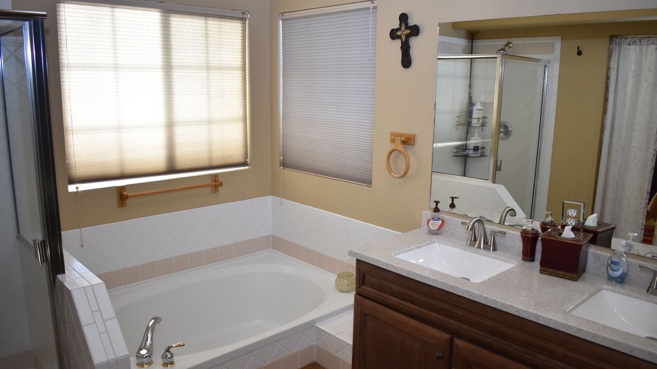 Photo of Bathroom in Monument