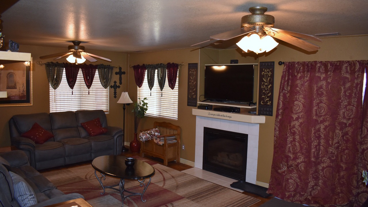 Photo of Bedroom in Monument