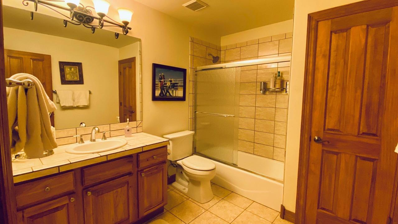 Photo of Bedroom in Edwards