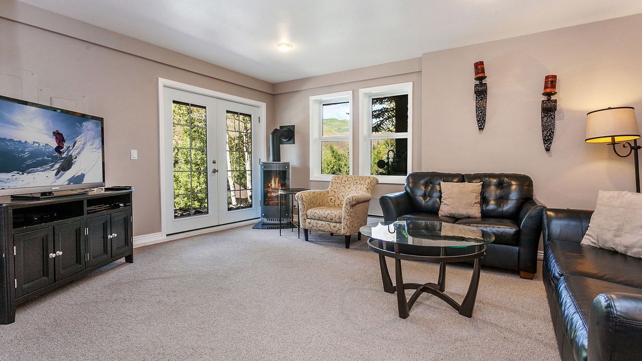 Photo of Livingroom in Intermountain