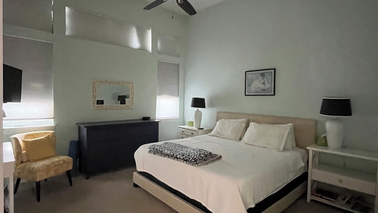Photo of Bedroom in Aurora