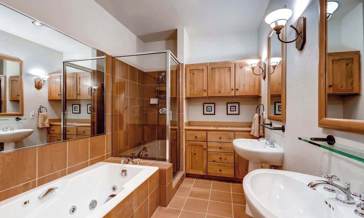 Photo of Bathroom in Keystone