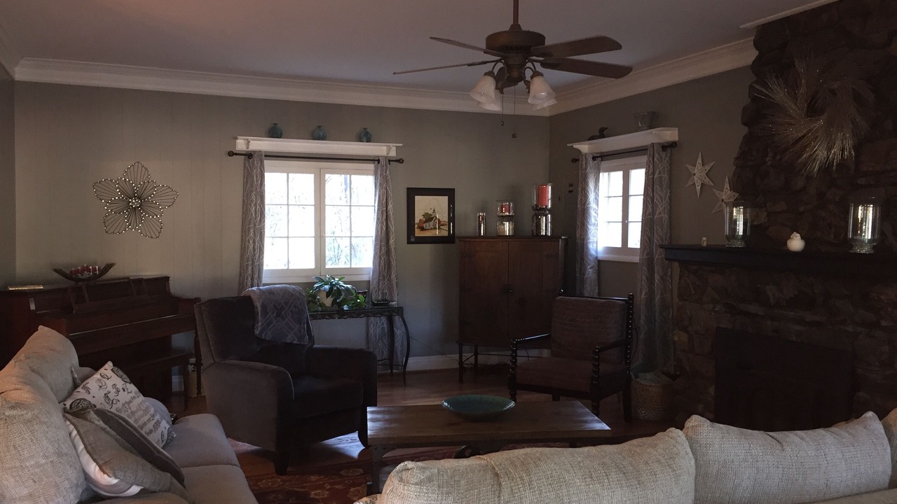Photo of Livingroom in Beulah