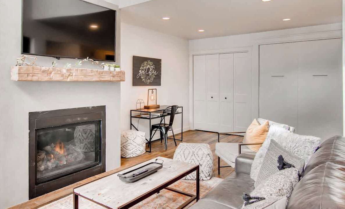 Photo of Livingroom in East Village at Copper