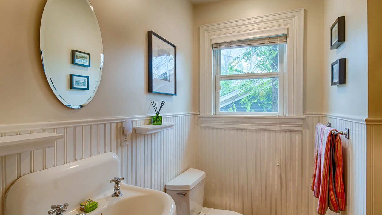 Photo of Bathroom in Whittier