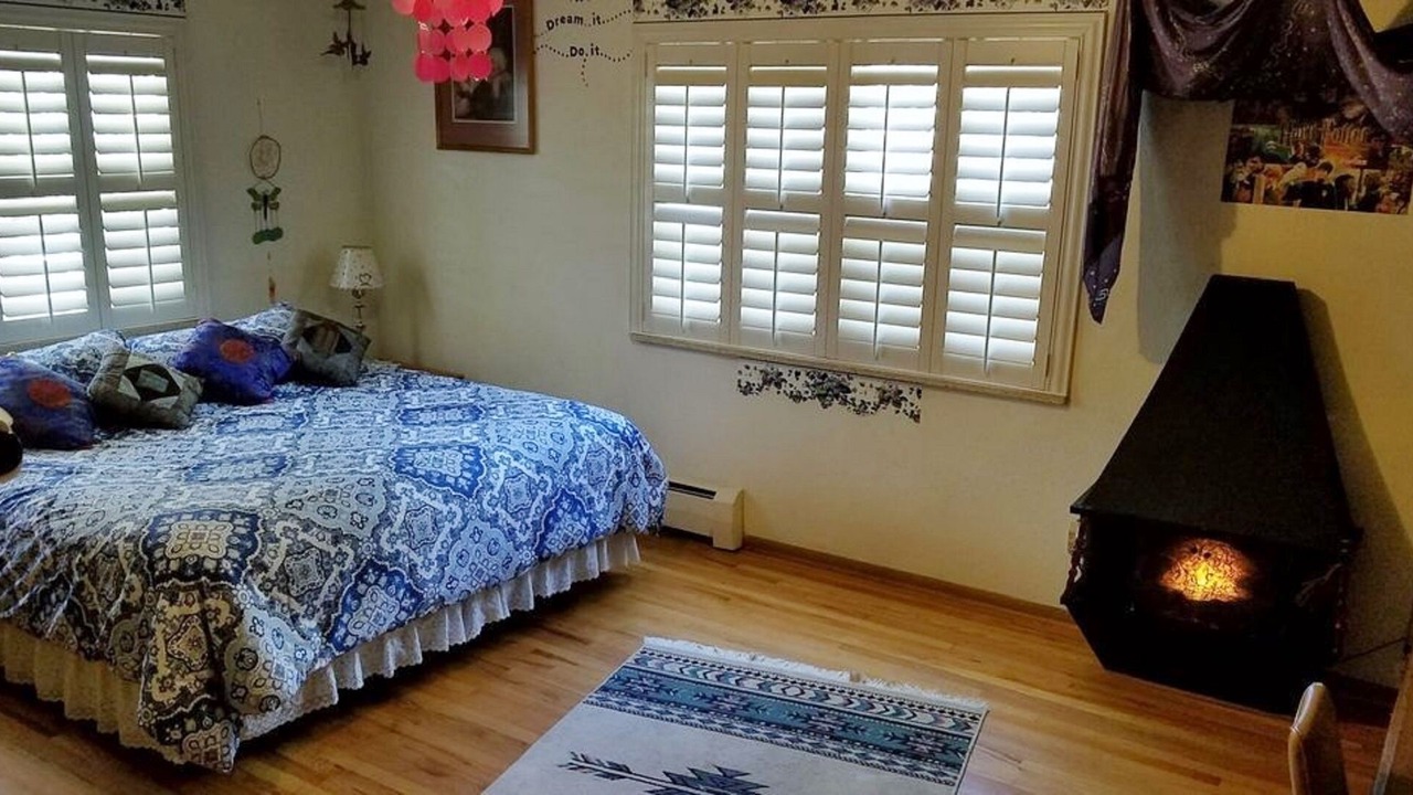 Photo of Bedroom in Coal Creek Canyon