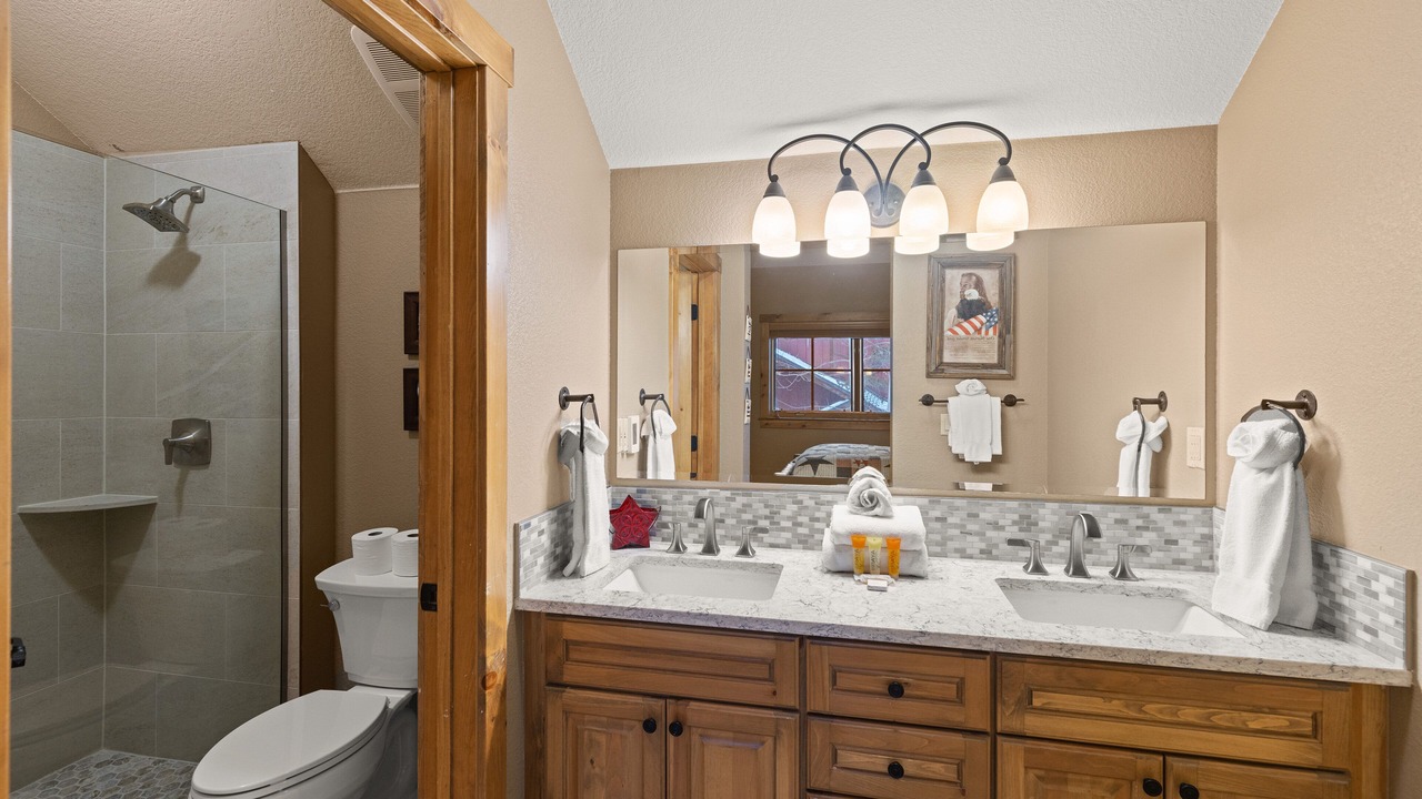 Photo of Bathroom in Lakeside Village